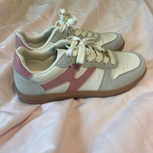 Stylish Women's Pink and Cream Sneakers